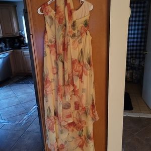 Virgo Floral Dress with Shawl Size 18 in Great Condition